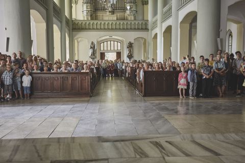 Clergy (152)